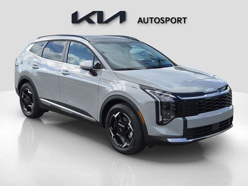 New 2026 Kia Sportage EX image 3
