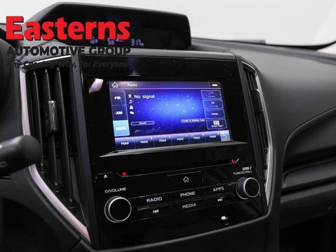 Used 2022 Subaru Forester AWD/4WD image 18