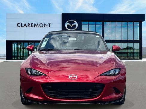 New 2025 MAZDA MX-5 Miata Grand Touring w/ Appearance Package image 2