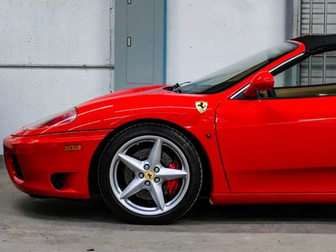 Used 2001 Ferrari 360 Spider RWD image 12
