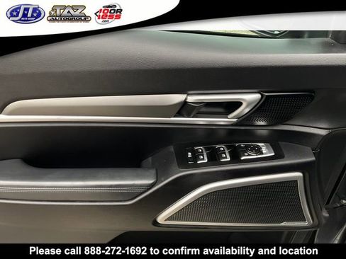 Used 2020 Kia Telluride LX image 11