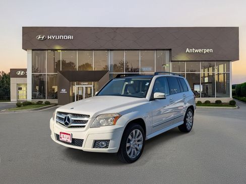 Used 2010 Mercedes-Benz GLK 350 2WD image 7