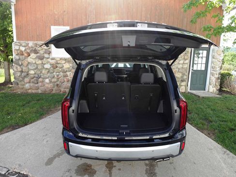 Used 2024 Kia Telluride S w/ S Sunroof Package AWD/4WD image 32