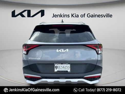 Used 2025 Kia Sportage EX w/ Premium Package AWD/4WD image 4