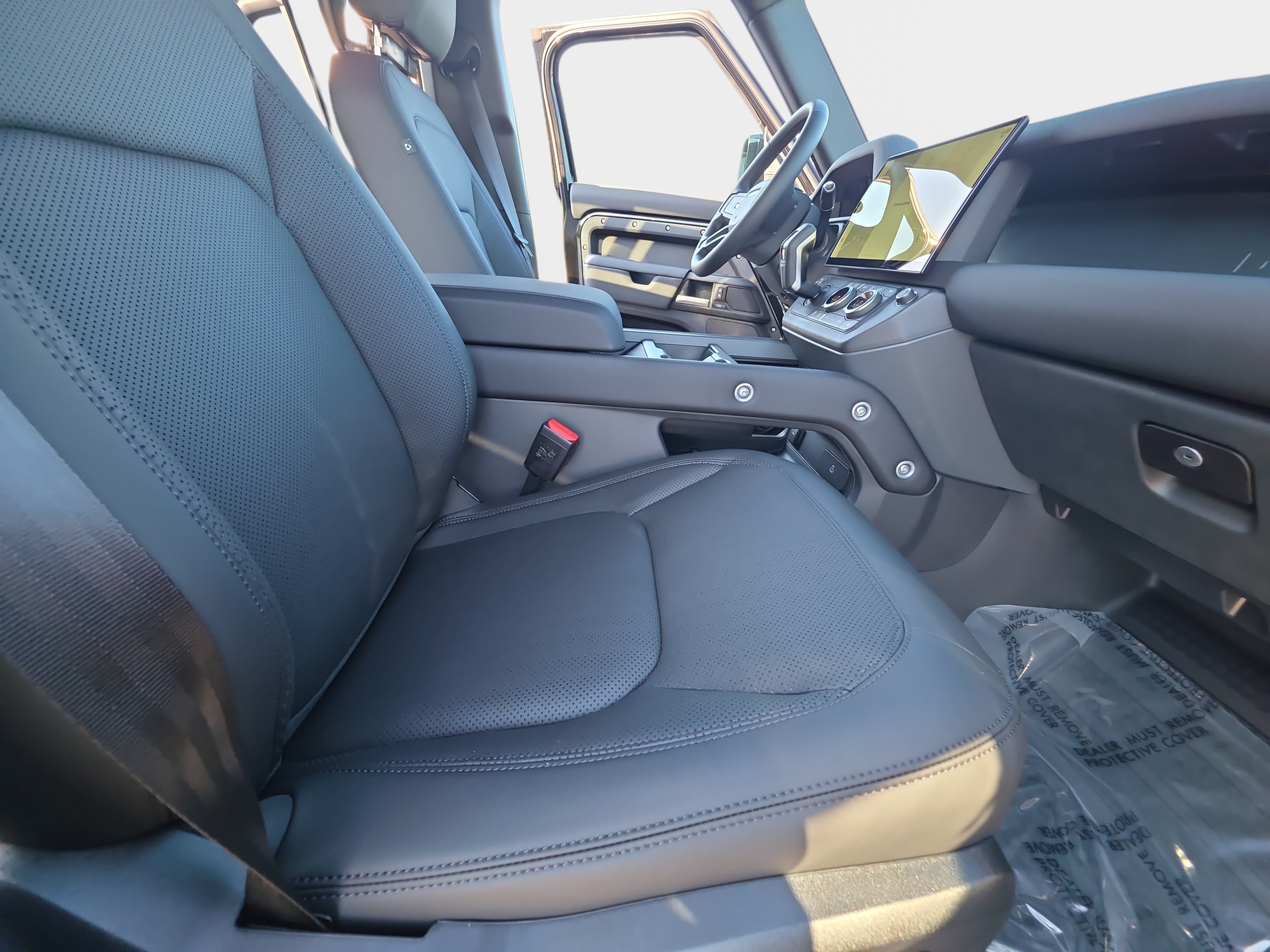 New 2026 Land Rover Defender 110 X-Dynamic SE AWD/4WD image 10