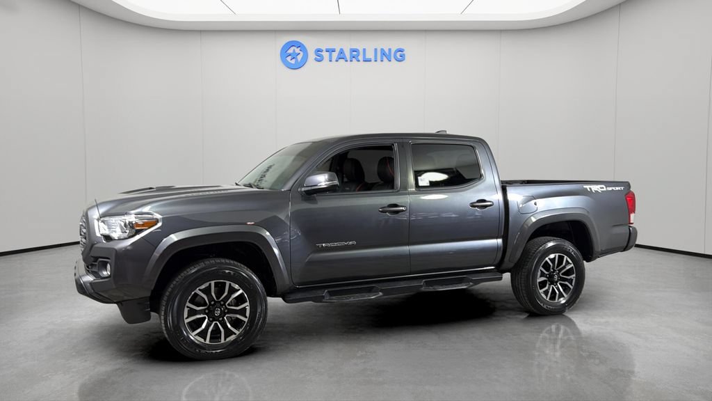 Used 2022 Toyota Tacoma TRD Sport w/ Technology Package RWD image 2