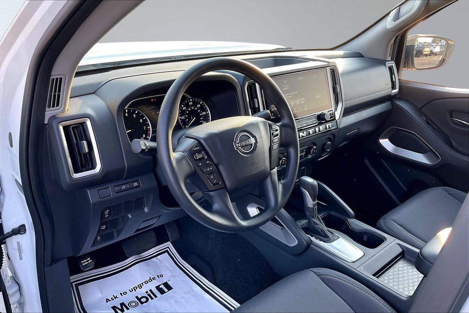 Certified 2025 Nissan Frontier SV RWD image 14