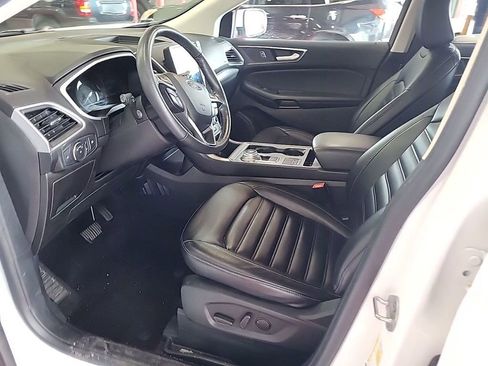 Used 2021 Ford Edge SEL image 4