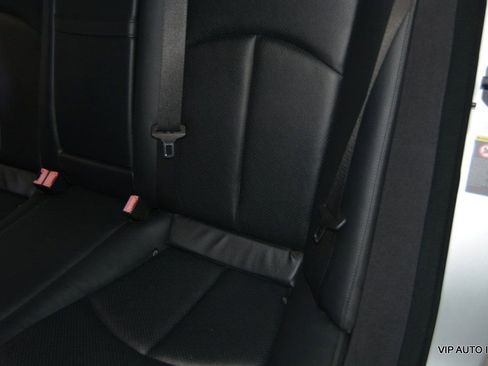 Used 2008 Mercedes-Benz E 350 Sport image 25