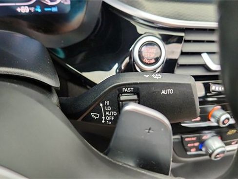 Used 2023 BMW 530e 530e iPerformance w/ M Sport Package image 41