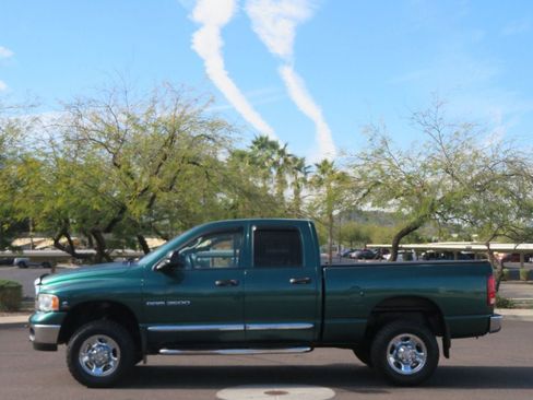 Used 2004 Dodge Ram 2500 Truck SLT w/ Trailer Tow Group image 2