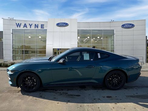 New 2026 Ford Mustang Coupe image 5