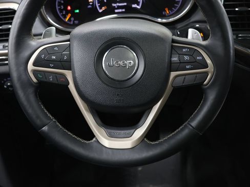 Used 2014 Jeep Grand Cherokee Overland AWD/4WD image 17