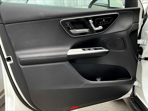 New 2025 Mercedes-Benz GLC 300 GLC 300 image 15