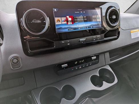 New 2026 Mercedes-Benz Sprinter 2500 image 12