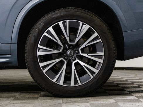 Used 2021 Volvo XC90 T6 Momentum w/ Protection Package image 47