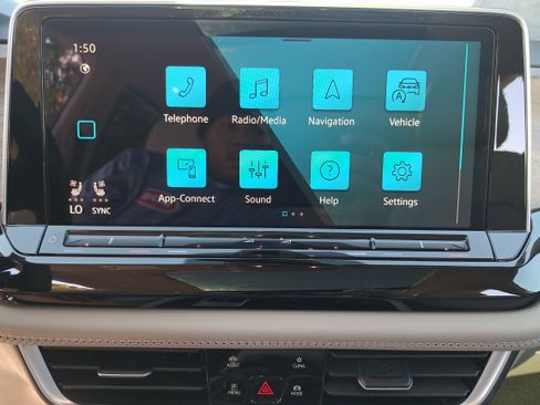 New 2026 Volkswagen Atlas SE image 23