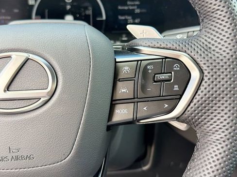 New 2026 Lexus TX 500h AWD image 40