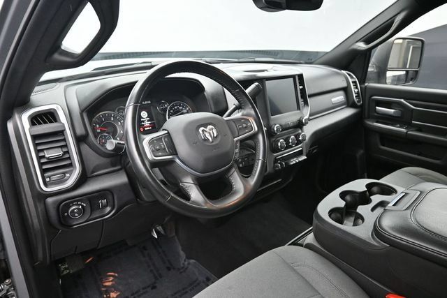 Used 2024 RAM 2500 Big Horn AWD/4WD image 12