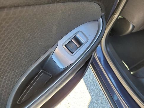 Used 2025 Chevrolet Malibu LT image 15