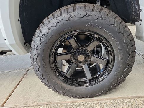 New 2025 RAM 1500 Big Horn AWD/4WD image 6