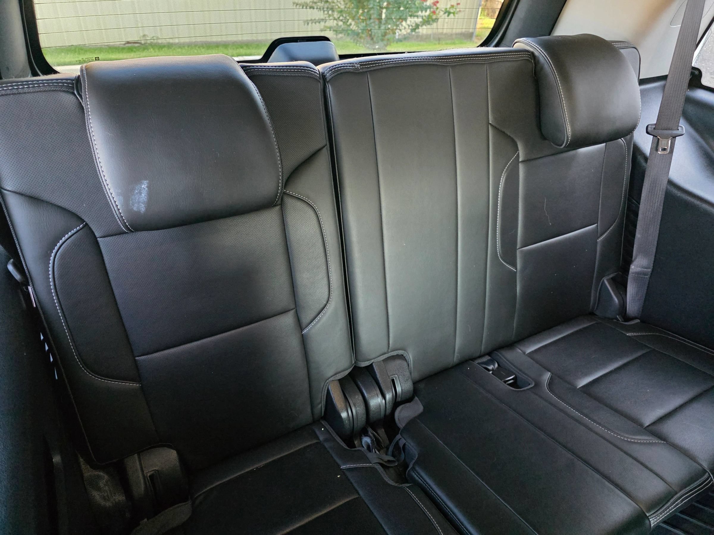 Used 2018 GMC Yukon Denali w/ Open Road Package AWD/4WD image 10