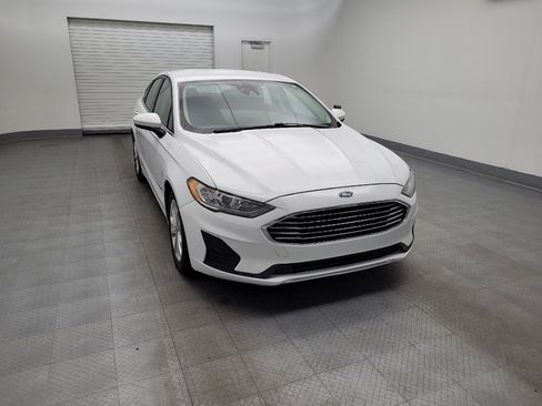 Used 2019 Ford Fusion SE image 14
