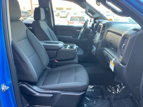 Used 2026 Chevrolet Silverado 1500 Custom RWD image 17