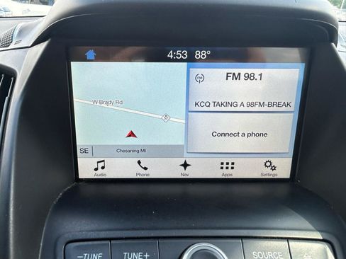 Used 2017 Ford Escape SE w/ Equipment Group 201A FWD image 22