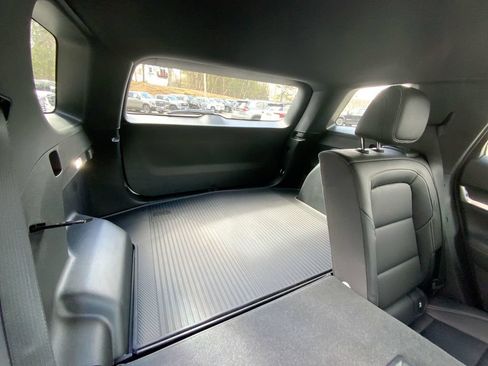 New 2026 GMC Terrain Elevation w/ Elevation Premium Package AWD/4WD image 32