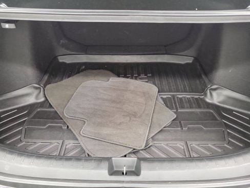 Certified 2024 Honda Civic Sport image 9
