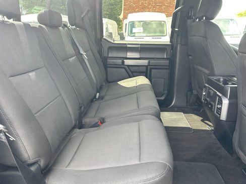 Used 2020 Ford F150 XLT w/ Equipment Group 302A Luxury AWD/4WD image 21