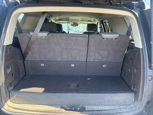 Used 2017 GMC Yukon Denali image 10