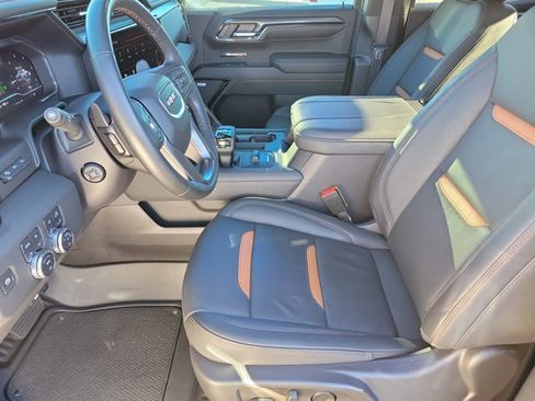Used 2024 GMC Sierra 1500 AT4 w/ Technology Package image 12