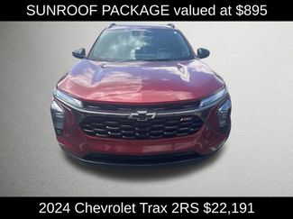 Used 2024 Chevrolet Trax RS w/ Sunroof Package FWD video 2