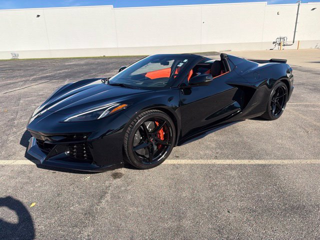 Used 2025 Chevrolet Corvette E-Ray w/ Stealth Interior Trim Package AWD/4WD image 28