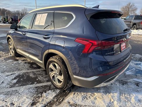 Used 2023 Hyundai Santa Fe SEL w/ Premium Package image 6