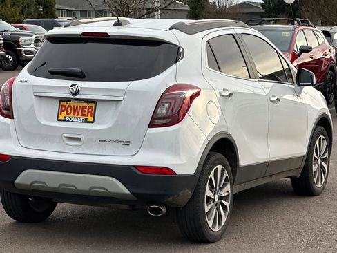 Used 2022 Buick Encore Preferred w/ Safety Package image 4
