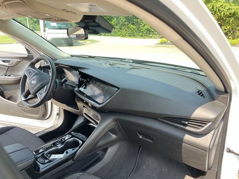 Used 2022 Buick Envision Preferred FWD image 29