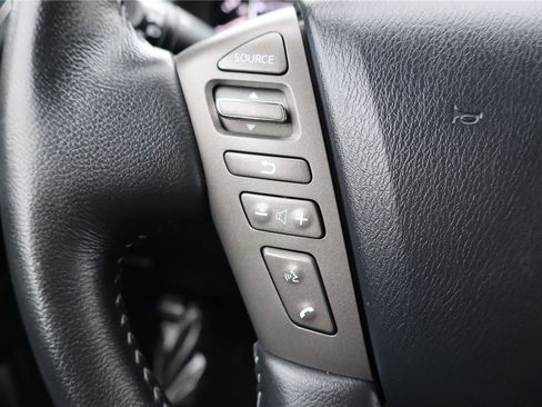 Used 2018 Nissan Armada Platinum w/ Interior Lighting Package image 17