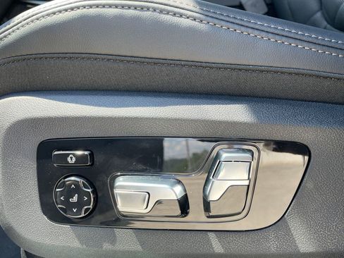 Used 2026 BMW X7 xDrive40i w/ M Sport Package image 20