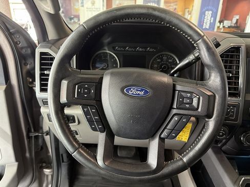 Used 2020 Ford F150 XLT w/ Equipment Group 302A Luxury AWD/4WD image 11