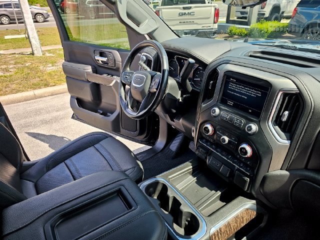 Used 2022 GMC Sierra 2500 Denali w/ Denali Black Diamond Edition AWD/4WD image 20