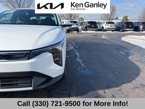 Certified 2025 Kia K4 EX image 21