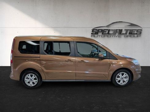 Used 2014 Ford Transit Connect Titanium image 11
