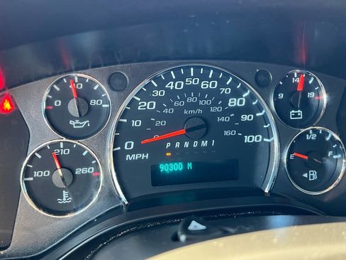 Used 2020 GMC Savana 2500 w/ Driver Convenience Package image 22