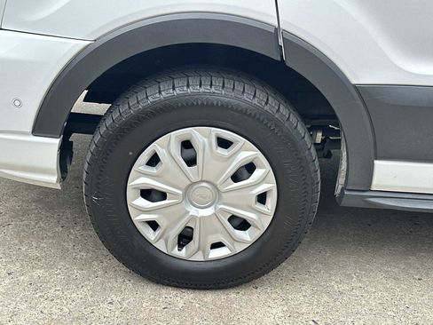 Used 2021 Ford Transit 350 XLT image 12