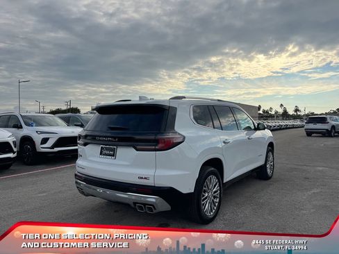 New 2026 GMC Acadia Denali w/ Super Cruise Package image 7