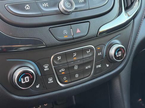 Used 2022 Chevrolet Equinox RS w/ RS Leather Package FWD image 13