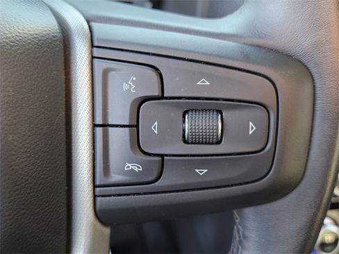 Used 2022 GMC Yukon Denali image 23